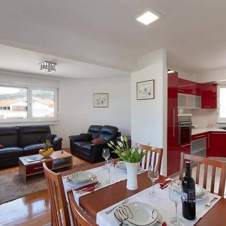 Tomislav Apartment มาคาร์สกา ภายนอก รูปภาพ