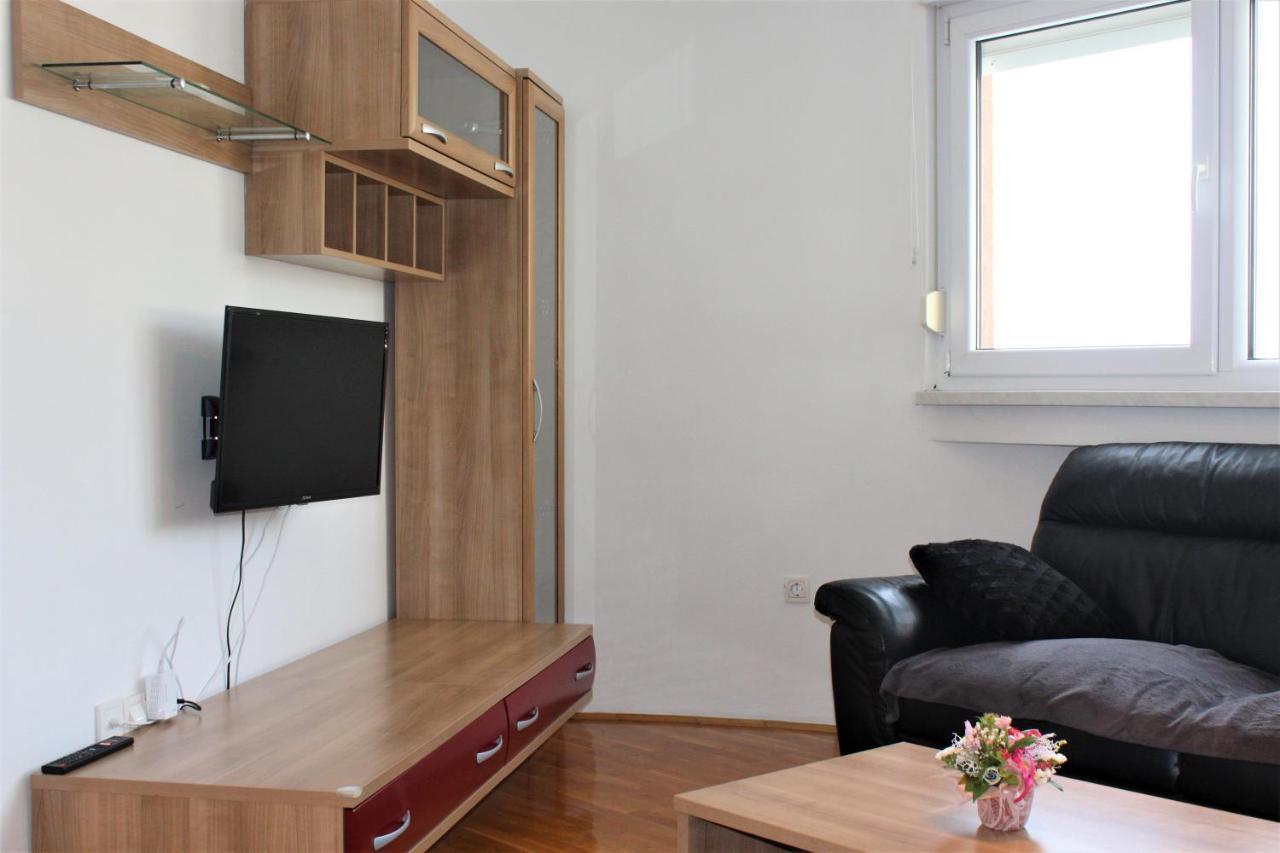 Tomislav Apartment มาคาร์สกา ภายนอก รูปภาพ